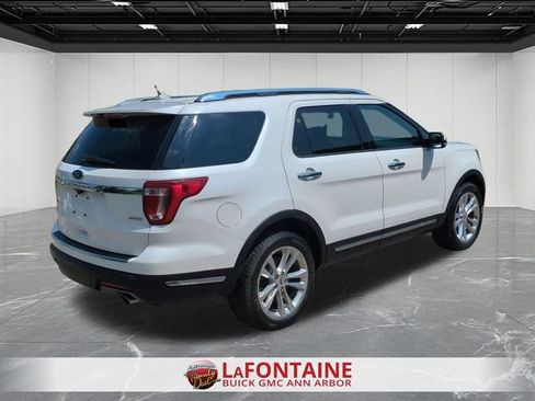 Used 2018 Ford Explorer Limited w/ Equipment Group 301A AWD/4WD image 15