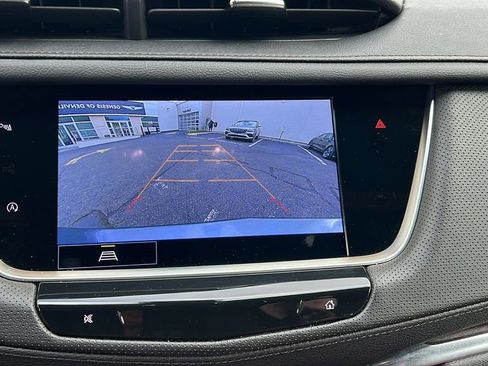 Used 2022 Cadillac XT5 Premium Luxury image 32