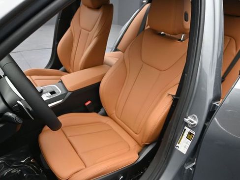 New 2026 BMW 330i Sedan w/ M Sport Package image 13