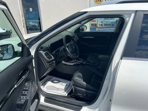 Certified 2024 Kia Seltos EX AWD/4WD image 9