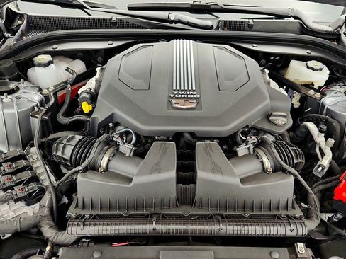 Used 2025 Cadillac CT5 V w/ LPO, ONYX Package image 25