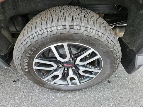 Used 2021 GMC Sierra 1500 AT4 AWD/4WD image 14