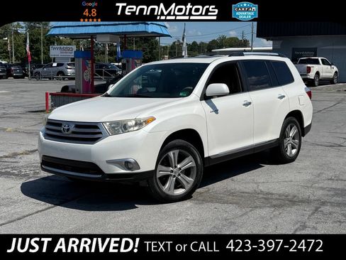 Used 2011 Toyota Highlander Limited w/ Tow Pkg FWD image 1