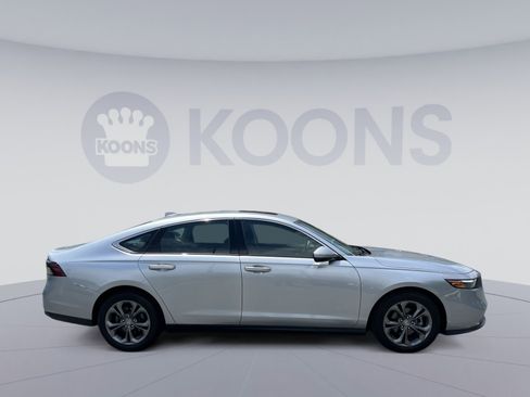 Used 2024 Honda Accord EX image 8