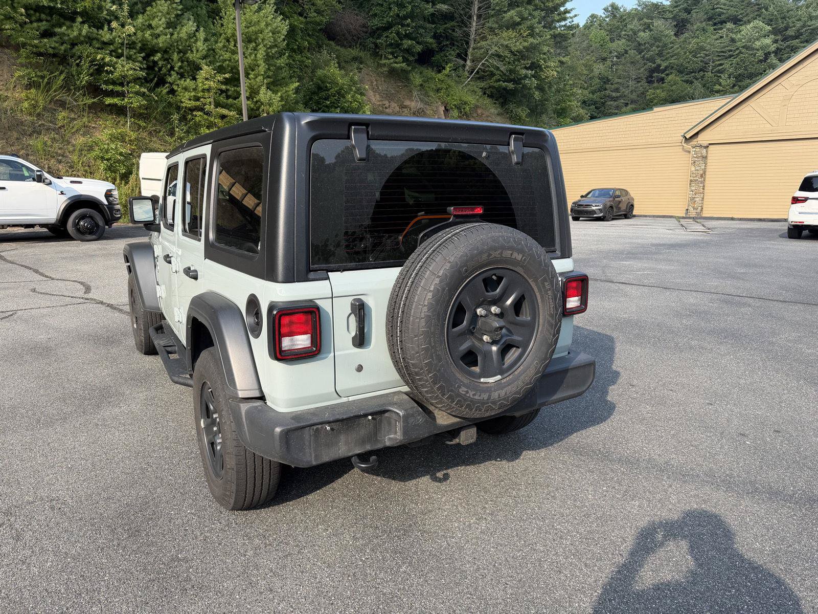 Certified 2024 Jeep Wrangler Unlimited Sport AWD/4WD image 39