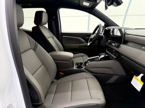 New 2026 Chevrolet Colorado ZR2 image 20