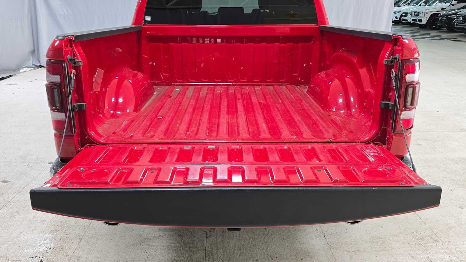 Used 2023 RAM 1500 Laramie AWD/4WD image 14