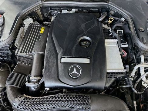 Used 2019 Mercedes-Benz E 300 image 43