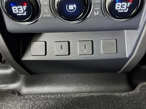 New 2026 Land Rover Defender 110 OCTA image 28