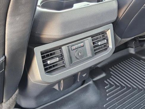 Used 2023 Ford F250 Lariat w/ Lariat Ultimate Package AWD/4WD image 18