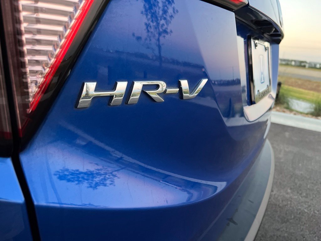 Used 2018 Honda HR-V EX image 8