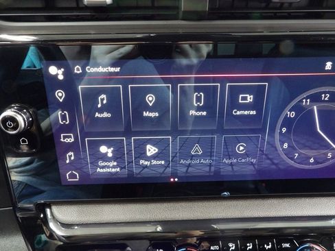 Used 2024 GMC Sierra 2500 AT4 w/ AT4 Premium Plus Package image 19