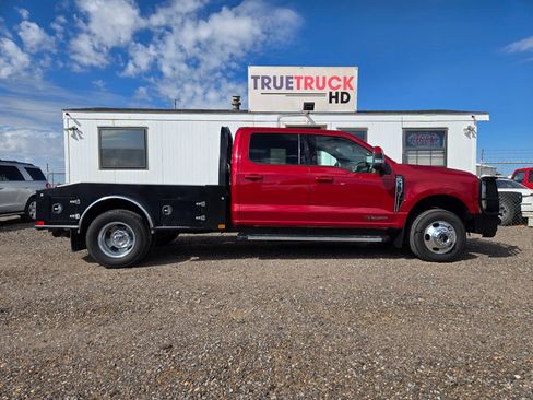 Used 2023 Ford F350 Lariat w/ Tow Technology Package AWD/4WD image 5