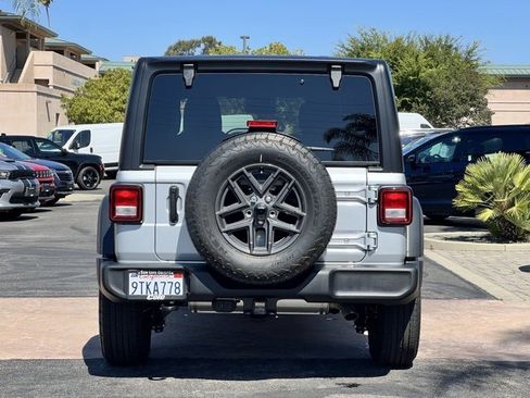 Used 2024 Jeep Wrangler Sport S image 13