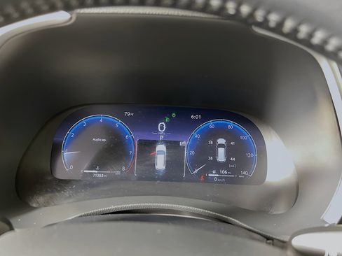 Used 2023 Toyota Highlander Limited image 22