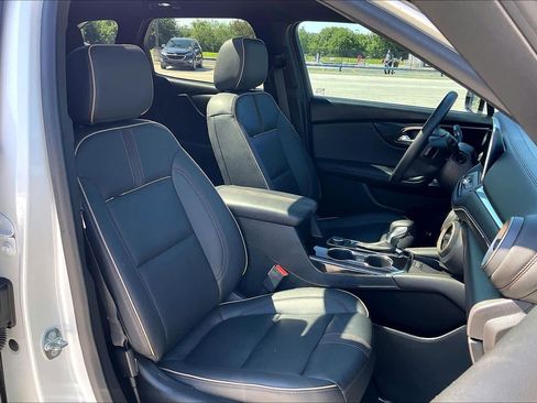 Used 2023 Chevrolet Blazer Premier w/ Driver Confidence II Package FWD image 8