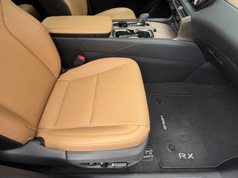 Used 2024 Lexus RX 350 w/ Convenience Package AWD/4WD image 45
