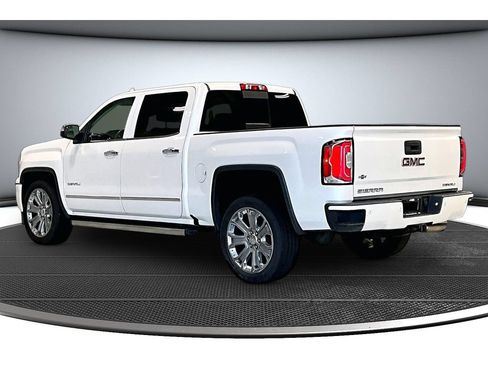 Used 2017 GMC Sierra 1500 Denali w/ Denali Ultimate Package AWD/4WD image 19