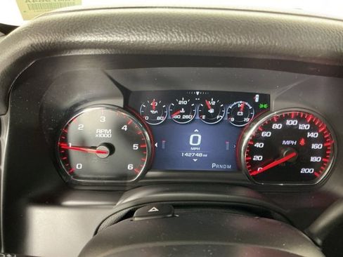 Used 2015 GMC Yukon Denali image 16