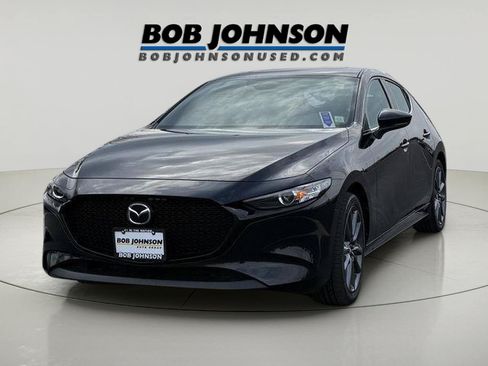 Used 2025 MAZDA MAZDA3 s FWD image 3