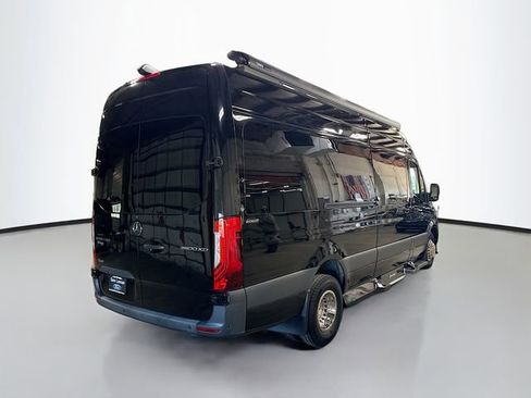 Used 2022 Mercedes-Benz Sprinter 3500 image 7