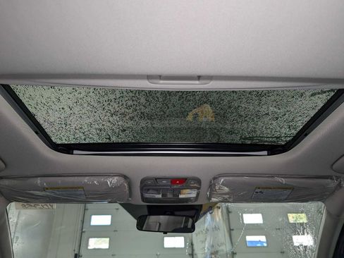 Used 2024 Kia Telluride S w/ S Sunroof Package image 19