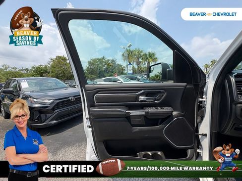 Used 2025 RAM 1500 Laramie AWD/4WD image 31