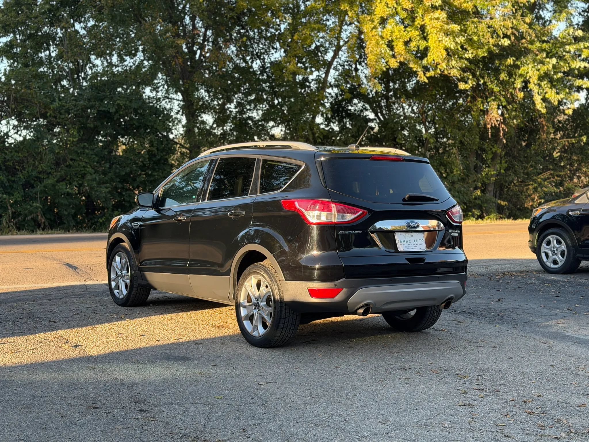 Used 2016 Ford Escape Titanium w/ Equipment Group 301A AWD/4WD image 13