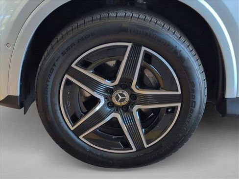 Used 2025 Mercedes-Benz GLC 350e 4MATIC image 24
