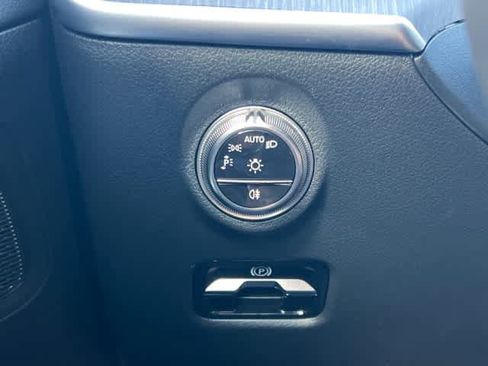 Used 2026 Mercedes-Benz C 300 Sedan image 27