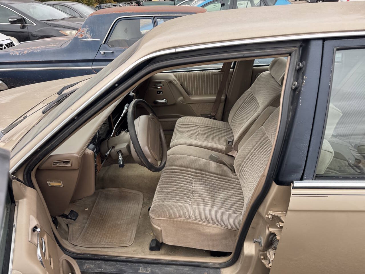 Used 1994 Buick Century Special FWD image 19