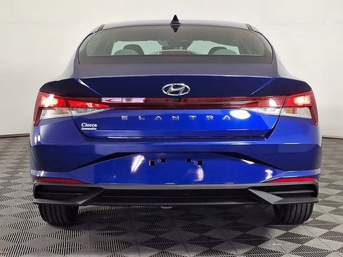 Used 2023 Hyundai Elantra SEL FWD image 8