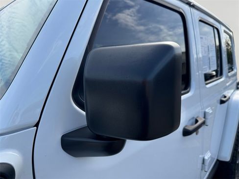 Used 2022 Jeep Wrangler Unlimited Rubicon 4xe w/ Steel Bumper Group image 11