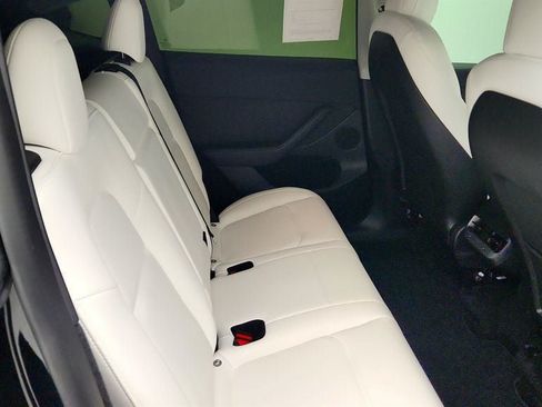 Used 2022 Tesla Model Y Performance AWD/4WD image 26