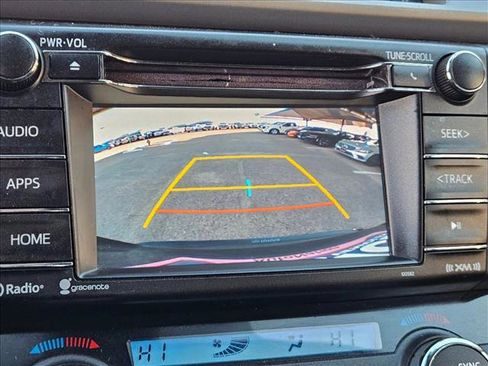 Used 2018 Toyota RAV4 XLE image 19