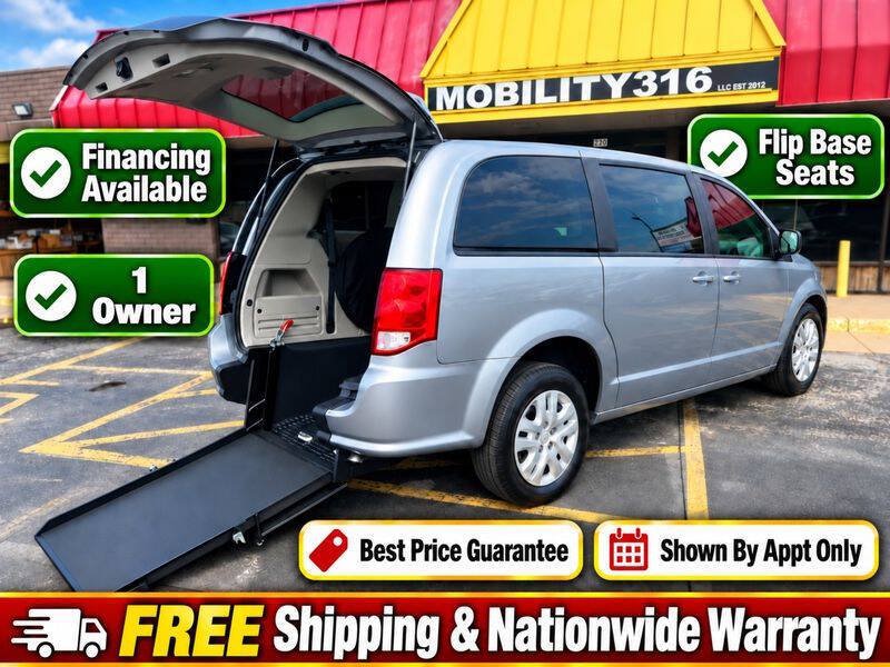 Used 2018 Dodge Grand Caravan SE w/ UConnect Hands-Free Group FWD image 1