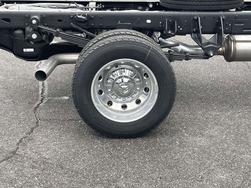 New 2026 RAM 5500 Tradesman w/ Chrome Appearance Group image 12