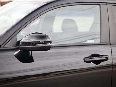 Used 2024 Honda HR-V Sport image 4