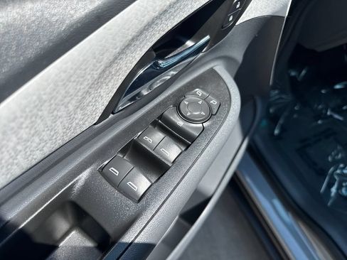 Used 2019 Chevrolet Bolt LT FWD image 11