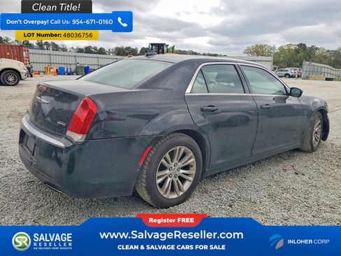 Used 2018 Chrysler 300 Touring L RWD image 4