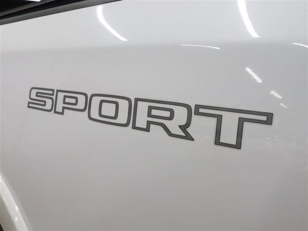 Used 2020 RAM 1500 Laramie w/ Sport Appearance Package AWD/4WD image 14
