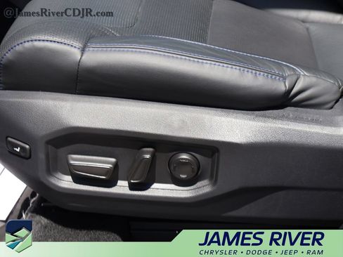 Used 2023 Toyota Tundra Platinum AWD/4WD image 23