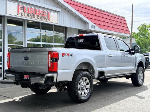 Used 2023 Ford F250 Lariat w/ Lariat Ultimate Package image 3