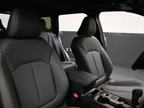 New 2026 Subaru Outback Limited AWD/4WD image 13