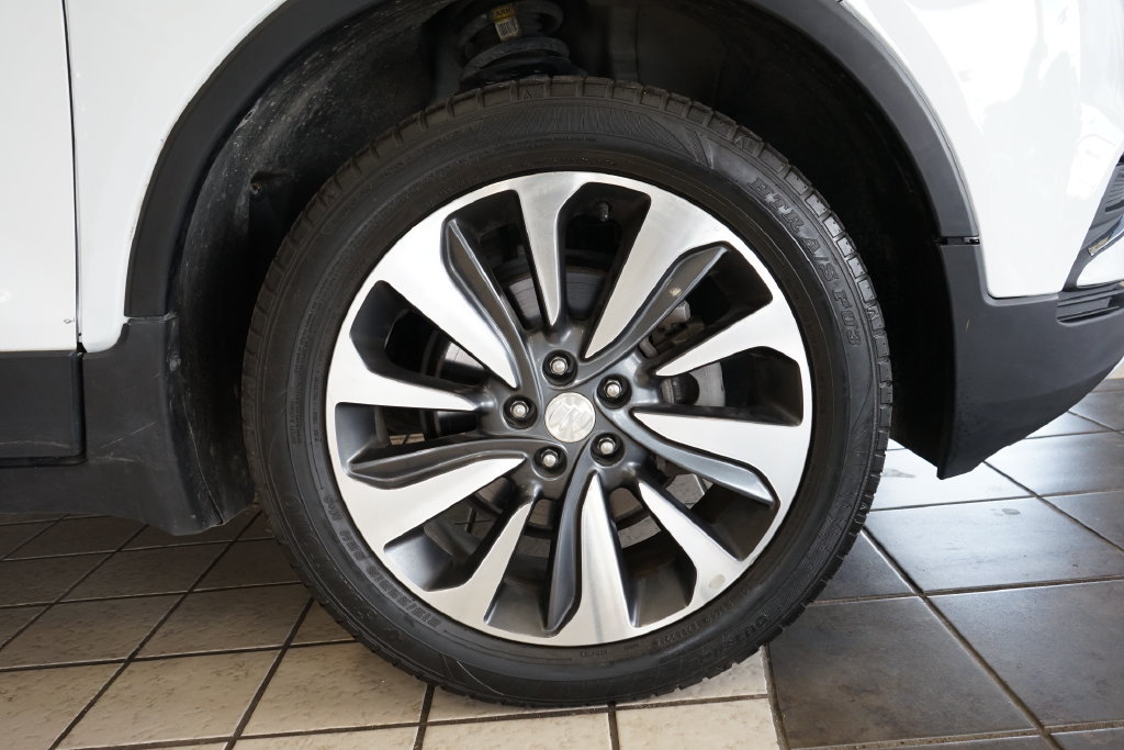 Used 2022 Buick Encore Preferred w/ Safety Package AWD/4WD image 47