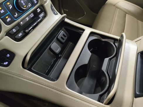 Used 2018 GMC Yukon XL Denali image 26