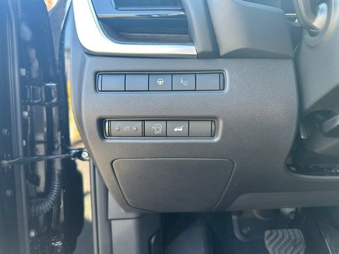 New 2026 Nissan Rogue Platinum w/ Platinum Premium Package AWD/4WD image 16