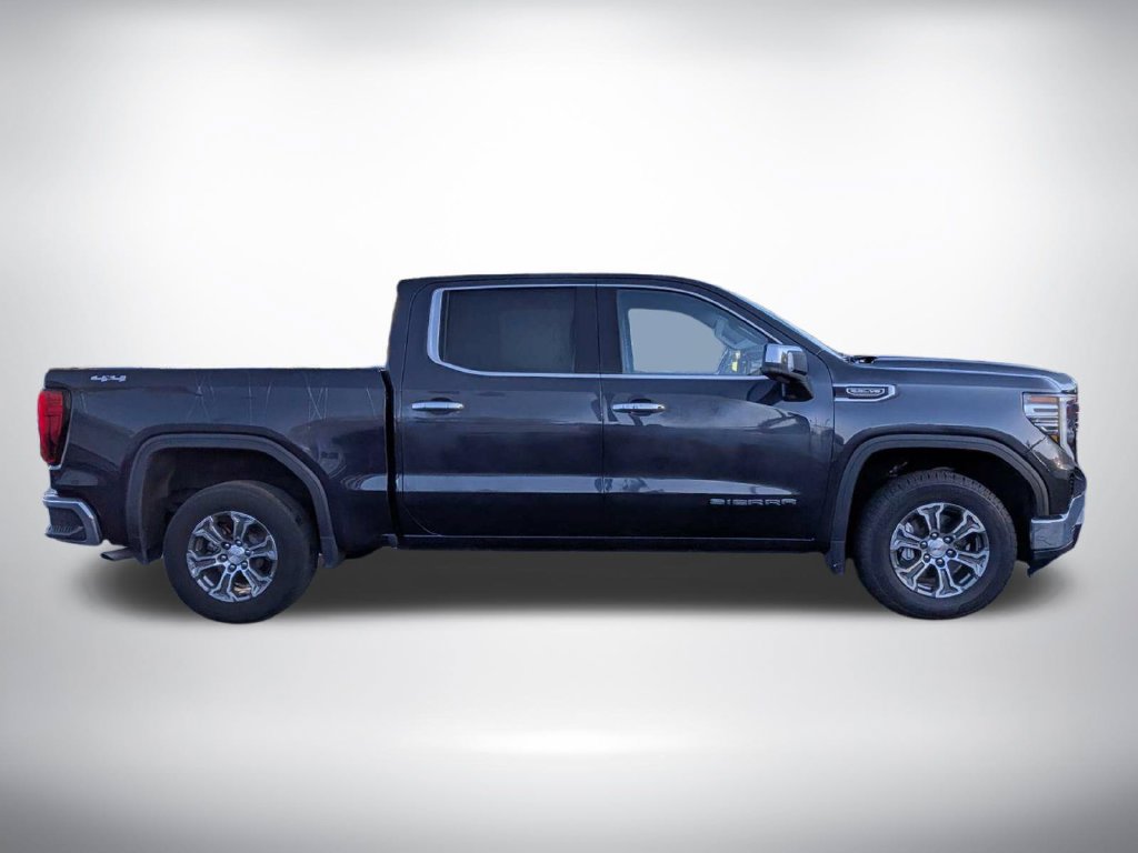 Used 2025 GMC Sierra 1500 SLT AWD/4WD image 3