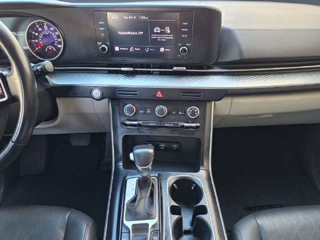 Used 2022 Kia Carnival LX FWD image 34