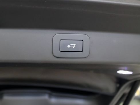 Used 2023 Land Rover Range Rover Sport SE AWD/4WD image 40